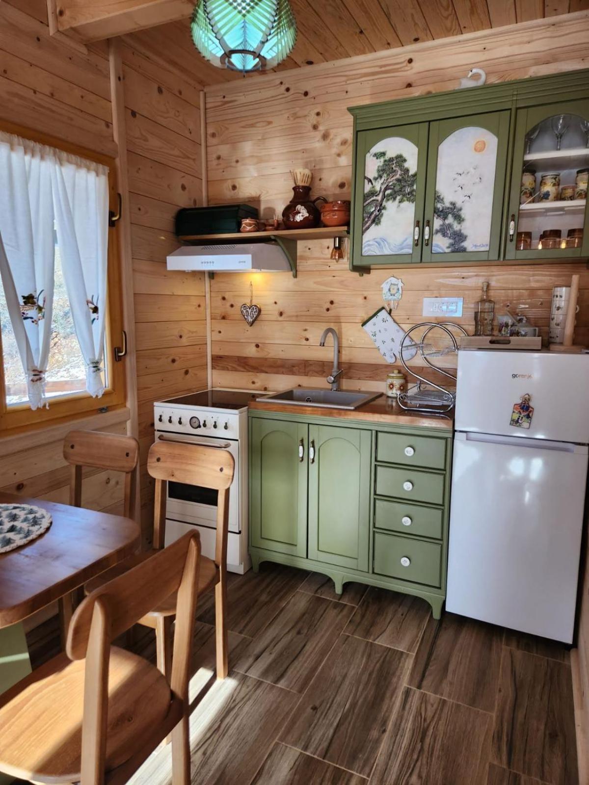 Drvene Kuce Suska - Wooden Houses Suska Zaovine Kültér fotó