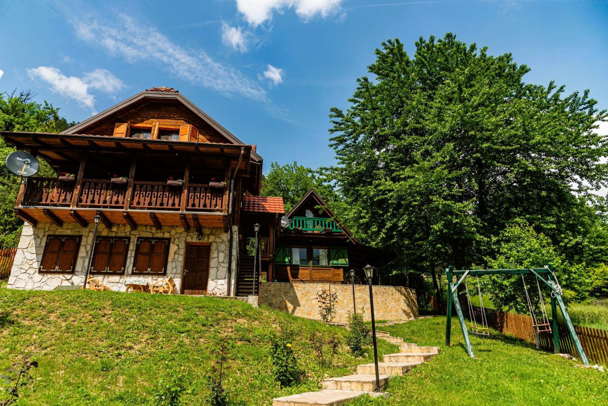 Drvene Kuce Suska - Wooden Houses Suska Zaovine Kültér fotó
